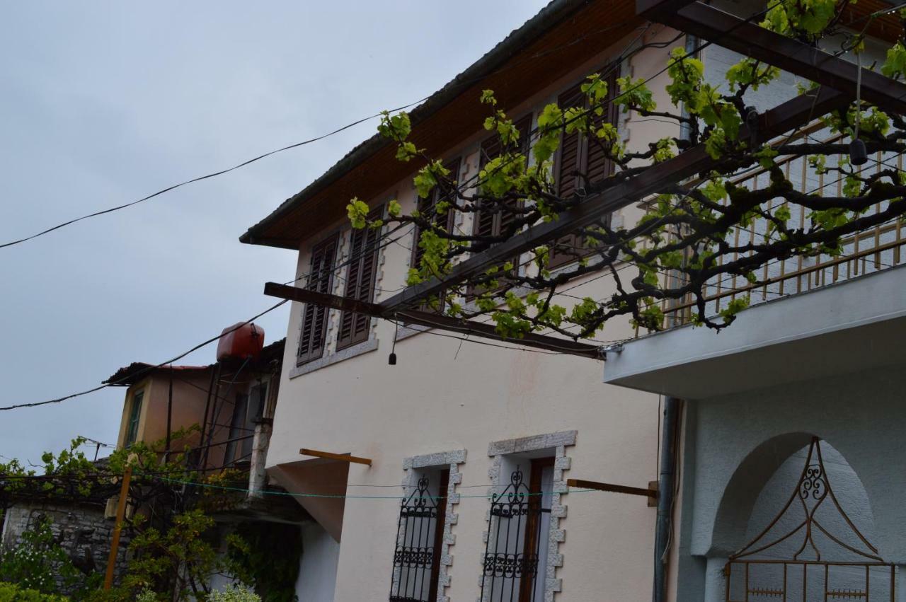 Gjirokastër Vila Ss Kekezi 빌라 외부 사진