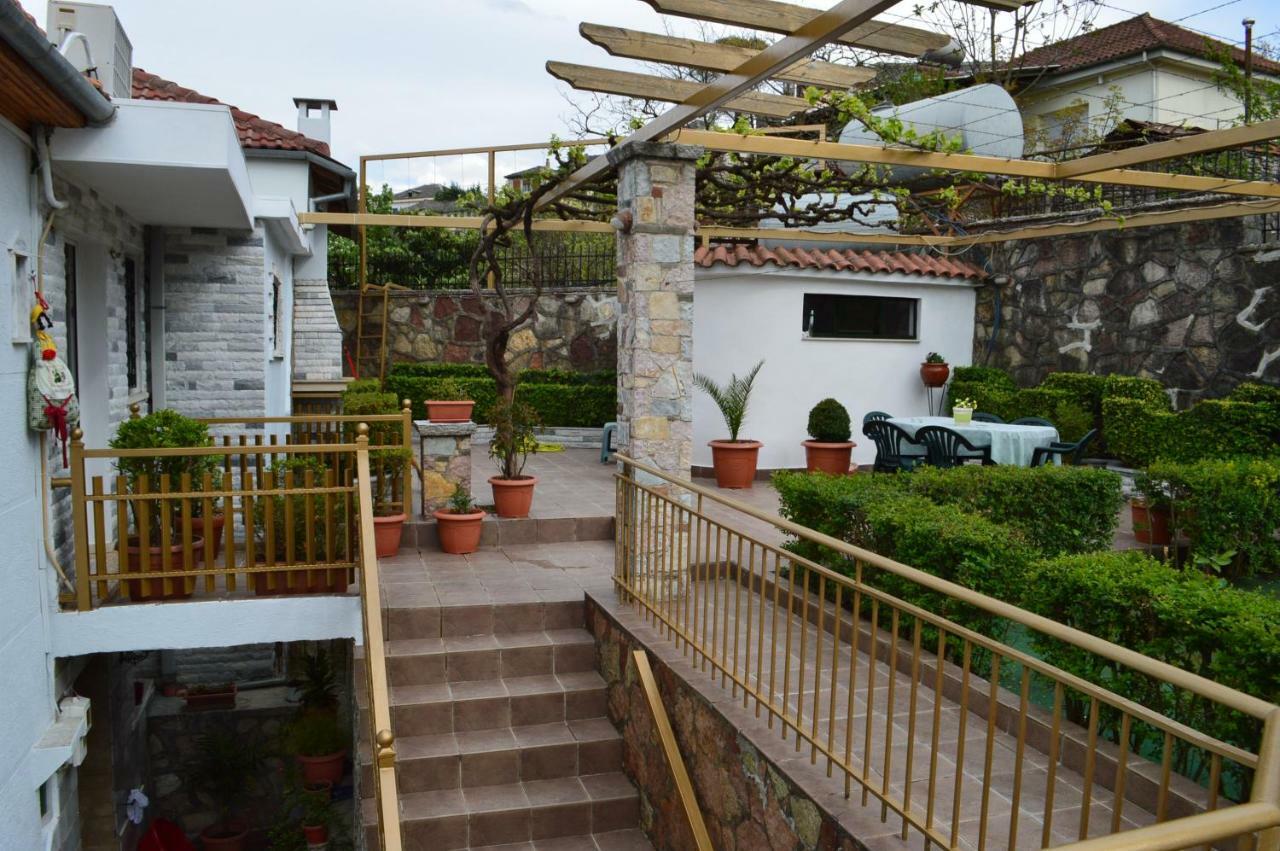 Gjirokastër Vila Ss Kekezi 빌라 외부 사진